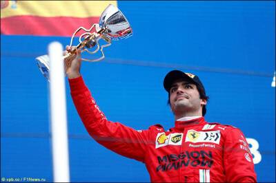 Карлос Сайнс: Пока это мой лучший уик-энд с Ferrari - f1news.ru - Сочи