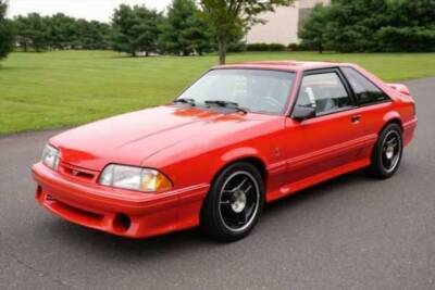 Этот старенький Ford Mustang стоит в пять раз дороже нового (31 фото + 5 видео) - skuke.net - Сша