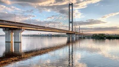 В Киеве Южный мост будут ремонтировать до середины декабря - auto.24tv.ua - Киев