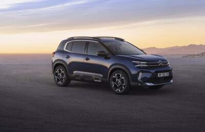 Обновленный Citroen C5 Aircross появится в России в 2022 году - autostat.ru - Россия