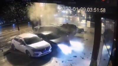 Приземлился и припарковался одновременно: видео - auto.24tv.ua - Китай