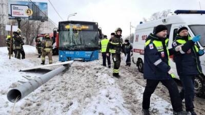 В Москве в ДТП с автобусом пострадали 12 человек - usedcars.ru - Москва
