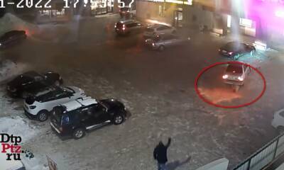 Машина задавила женщину на парковке ТЦ в Петрозаводске - gubdaily.ru - Петрозаводск