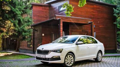 Skoda подняла цены на два автомобиля, доступных в России - motor.ru - Россия