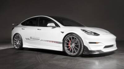 Koenigsegg начал делать карбоновые детали для тюнинга Tesla - motor.ru