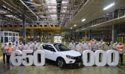 Лада Ижевск - В России выпущена 650-тысячная LADA Vesta - autostat.ru - Россия - Ижевск