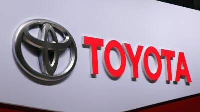 Toyota возглавила рейтинг самых дорогих автомобильных брендов - motor.ru - Mercedes-Benz
