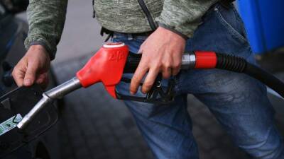 Горючее продолжает расти в цене: сколько стоит бензин на АЗС - auto.24tv.ua - Украина