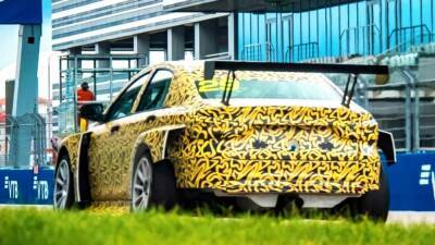 Обновленную гоночную Lada Vesta случайно рассекретили в Сети - motor.ru - Россия - Сочи