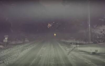 Tesla Model Y и снежный холм — кто кого (видео) - autocentre.ua