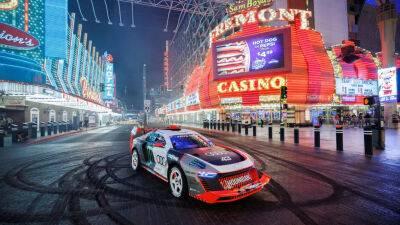 Ford Fiesta - Кен Блок - Гонщик устроил балет на раллийной электро Audi S1 прямо на улицах Лас Вегаса (видео) - autocentre.ua