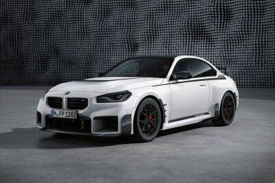 Глядите какая «конфетка»! Представлено купе BMW M2 в заводском тюнинге M Performance - kolesa.ru