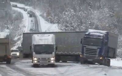 На одной из опаснейших дорог России выпал первый снег (видео) - zr.ru - Россия - Чита - Владивосток - Иркутск