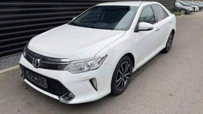 В Украине продают бронированную Toyota Camry за сумасшедшие деньги - auto.24tv.ua - Украина