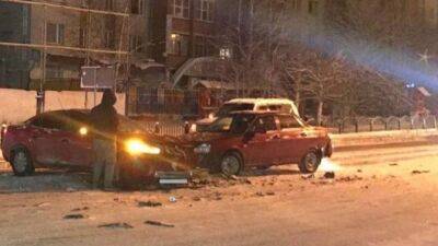 В массовом ДТП в Сургуте пострадали 4 человека - usedcars.ru - округ Югра - Сургут