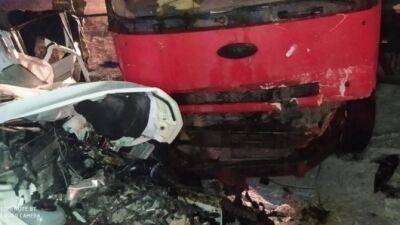 В Татарстане грузовик столкнулся с тремя легковыми автомобилями, один человек погиб - usedcars.ru - республика Татарстан - Нижнекамск