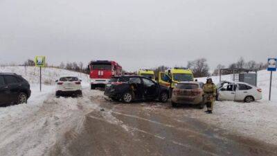 В ДТП с участием трех автомобилей в Татарстане пострадали три человека, в том числе двое детей - usedcars.ru - Россия - республика Татарстан - Альметьевск