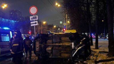 Женщина-пешеход и маленький ребенок погибли в результате ДТП на северо-западе Москвы - usedcars.ru - Москва