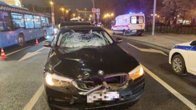BMW насмерть сбил пешехода в центре Москвы - usedcars.ru - Москва