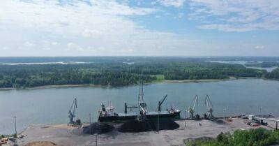До Фінляндії прибув плавучий LNG-термінал, покликаний зменшити залежність від Росії - bin.ua - Украина - Финляндия - Росія - Естонія