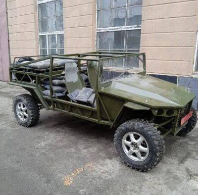 Разбитые полицейские Toyota Prius хотят переделать в военные багги - autocentre.ua - Украина