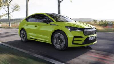 Skoda Enyaq Coupe стал первым электрокаром с RS-версией - motor.ru