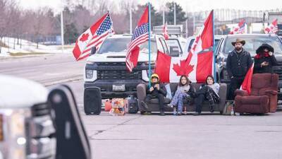 Забастовка дальнобойщиков на границе между США и Канадой вызвала остановку автозаводов Ford, GM, Toyota - auto.24tv.ua - Канада - Сша - штат Мичиган