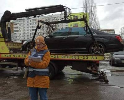 У киевлянки забрали Mercedes-Benz S-класса за неуплаченные штрафы с камер - auto.24tv.ua - Киев