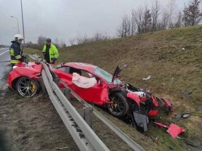 В Польше вдребезги разбили Ferrari 488 Pista - auto.24tv.ua - Польша