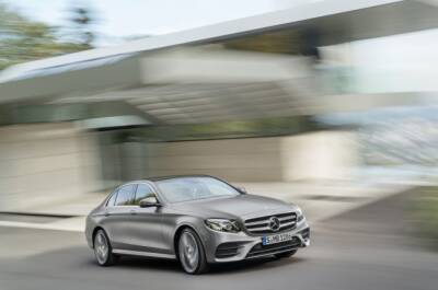 Mercedes-Benz остановил прием заказов на седан E-Class в Германии - autostat.ru - Германия - Россия - Mercedes-Benz