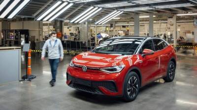 Началось серийное производство электромобиля Volkswagen ID.5 - usedcars.ru - Германия
