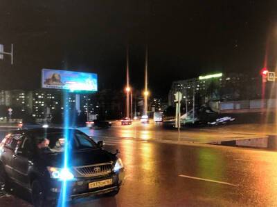 Toyota Harrier - В Ростове на ул. Малиновского иномарка сбила пешехода на зебре - dontr.ru