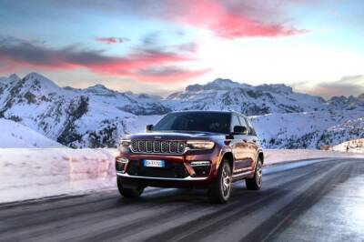 В Европе начались продажи гибридного Jeep Grand Cherokee - autostat.ru