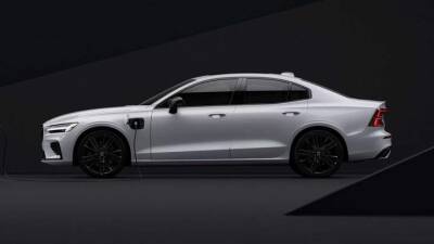 Volvo выпустила специальные S60 Black Edition и такие седаны могут быть белыми. - auto.24tv.ua - Сша