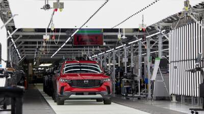 Mazda останавливает производство в Японии - motor.ru - Япония