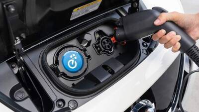 Жидкость для дизельных двигателей AdBlue начал производить черкасский "Азот" - auto.24tv.ua - Украина - Германия