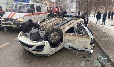В Уфе произошло ДТП с погибшим и спострадавшим, МЧС пришлось вскрывать двери авто - mkset.ru - республика Башкирия - Уфа