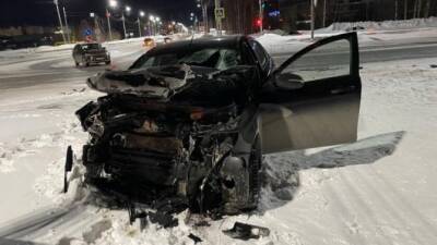 Четыре человека пострадали в ДТП в Сургуте - usedcars.ru - Россия - округ Югра - Сургут