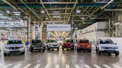 Фирма Renault не собирается уходить из России - usedcars.ru - Москва - Россия - Тольятти