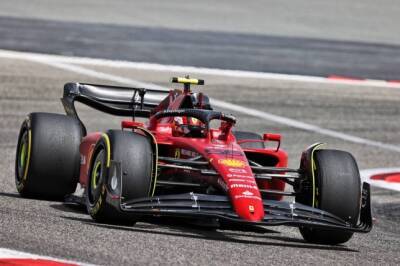 Шарль Леклер - Карлос Сайнс - Гэри Андерсон - Гэри Андерсон: Потенциал Ferrari пока вызывает вопросы - f1news.ru - Бахрейн