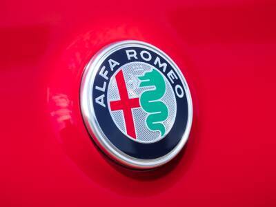 Серджио Маркионне - Жан-Филипп Импарато - Большому кроссоверу быть: Alfa Romeo готовит конкурента BMW X5 и X6 - kolesa.ru - Голландия - Польша - Тыхы