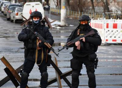 Патрульная полиция напомнила правила проезда блокпостов - autocentre.ua - Украина