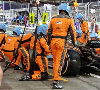 Даниэль Риккардо - С.Перес - Ландо Норрис - DHL Fastest Pit Stop Award: Лучший пит-стоп у McLaren - f1news.ru - Саудовская Аравия - Бахрейн