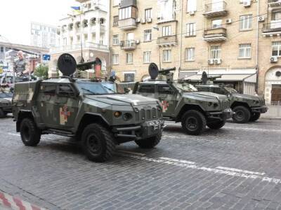 Компания "Украинская бронетехника" передала армии машин и оружия на 150 млн грн - autocentre.ua - Россия