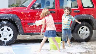 Как помыть машину почти без воды: 3 способа - auto.24tv.ua