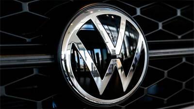 По словам финансового директора Volkswagen, дефицит микросхем продлится до 2024 года - bin.ua - Украина - Германия