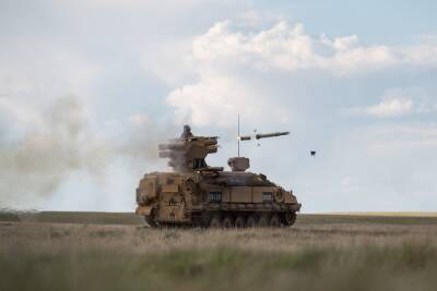 Великобритания готовит к отправке в Украину бронированные ракетные установки Stormer - autocentre.ua - Украина - Англия