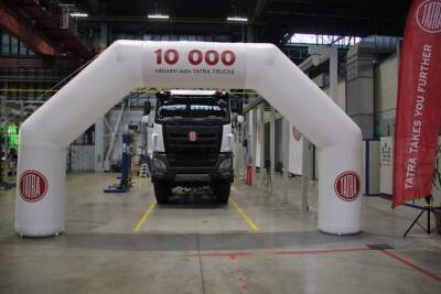 Tatra Trucks отметила выпуск юбилейного грузовика - autocentre.ua - Украина - Австралия - Чехия
