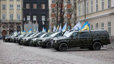 З Європи для потреб ЗСУ пригнали 30 позашляховиків - autonews.autoua.net