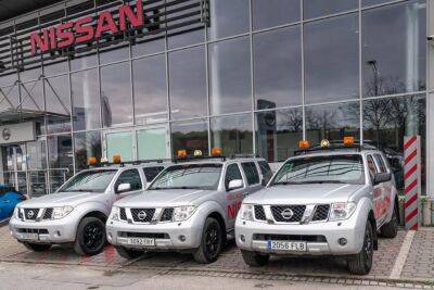 Nissan передала шесть автомобилей для помощи украинцам (фото) - autocentre.ua - Украина - Польша